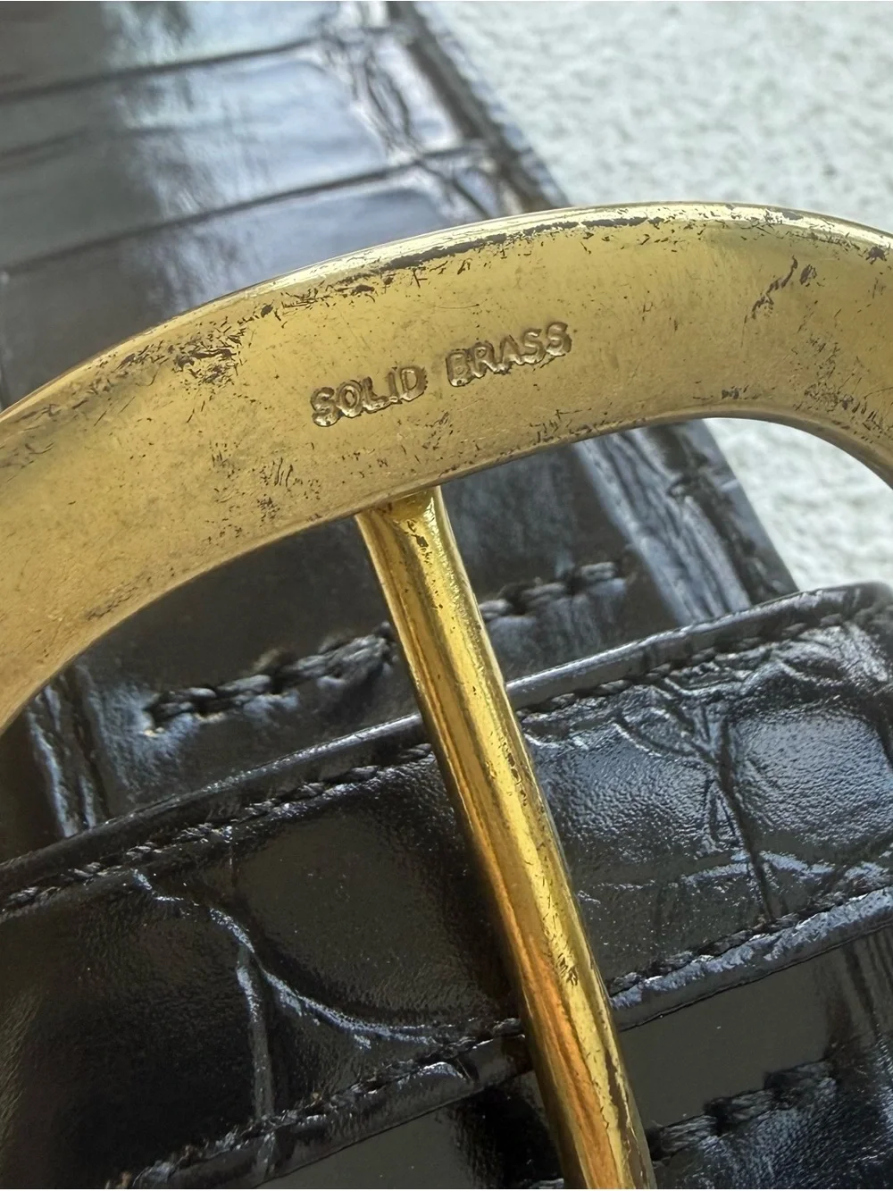 Eddie Bauer Vintage 90s Black Croc Embossed Leather Belt Solid Brass Buckle USA